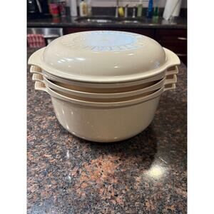 Tupperware Microwave 4pc Stack Cooker Almond  3, 1 3/4 & 1 Qts and Lid